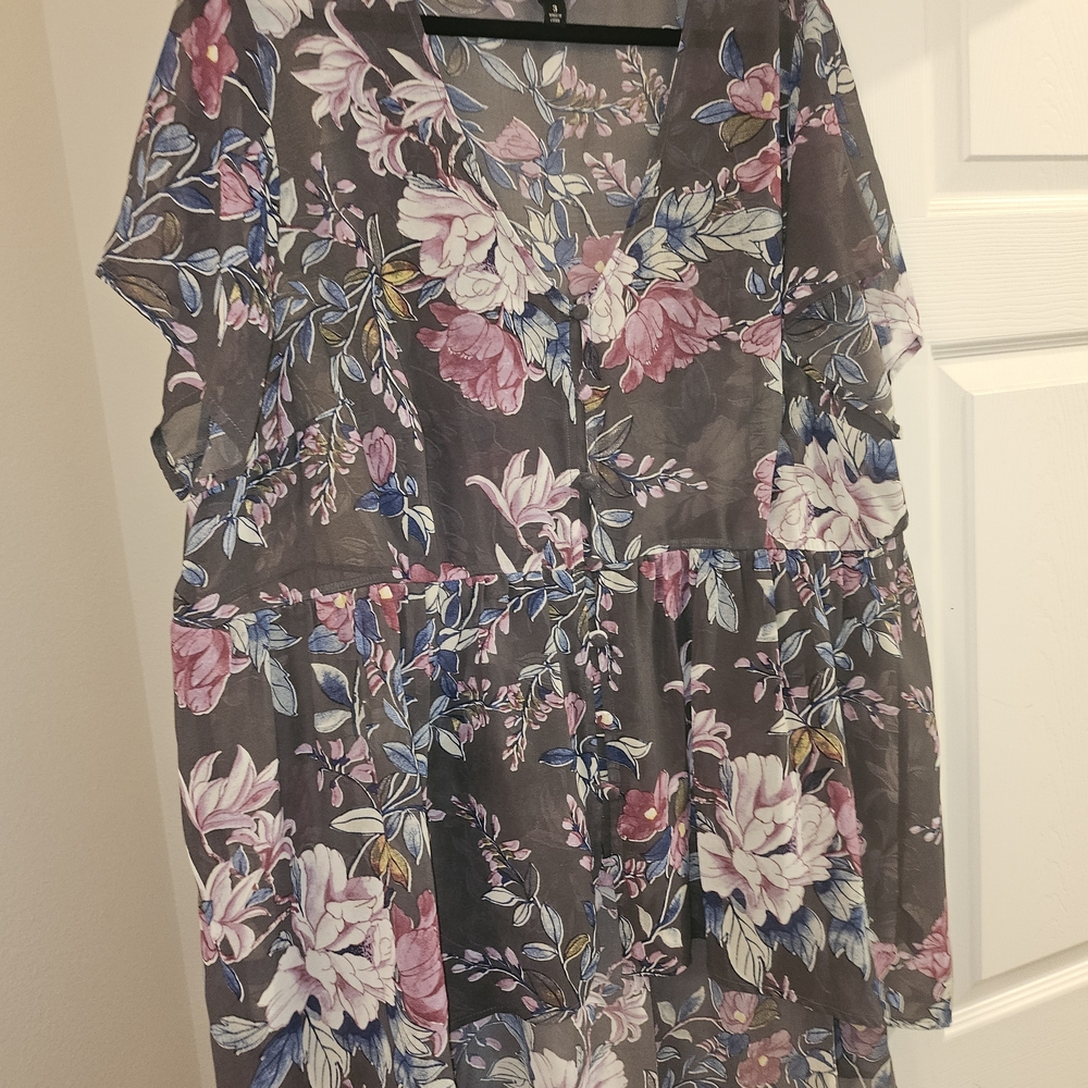 Torrid Gray Floral Top with Pink and Purple Accents